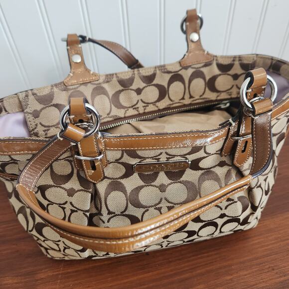 Coach F15146 Canvas/Leather Caramel/Lavender Hand/Shoulder‎ Bag Purse Pre-owned - Picture 6 of 12